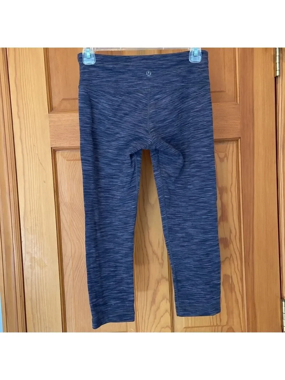 Lululemon Capri Cropped Heathered Gray/Purple Leggings Size 6